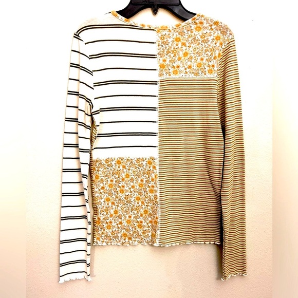 American Eagle Floral Patchwork Top - Picture 3 of 7